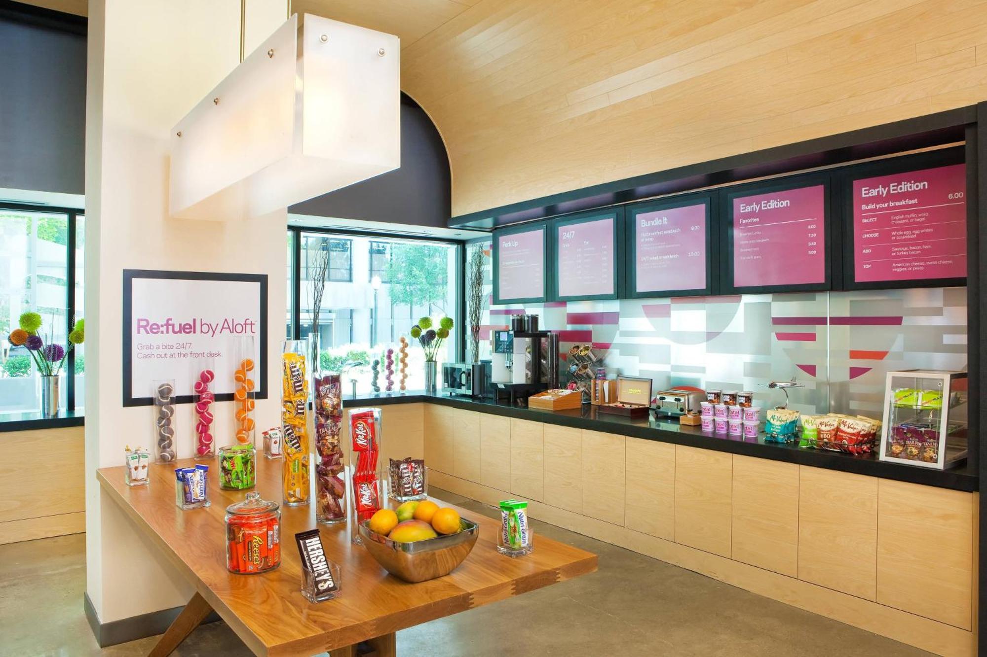Отель Aloft Atlanta Downtown Экстерьер фото